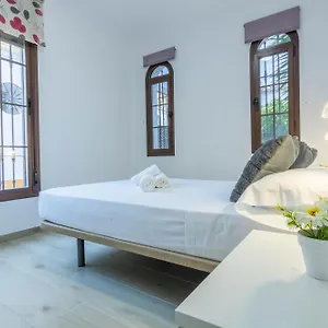 Jazmin. En El Centro De Cordoba. Apartamento Córdoba